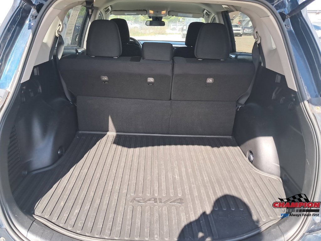 Used 2017 Toyota RAV4 LE w/ All Weather Liner Package AWD/4WD image 24