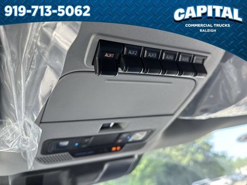 New 2026 Ford F550 4x4 Crew Cab image 32