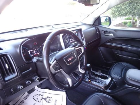 Certified 2018 GMC Canyon SLE w/ Nightfall Edition AWD/4WD image 12