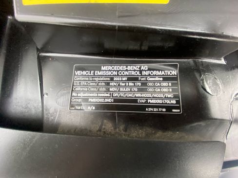 Used 2023 Mercedes-Benz Sprinter 2500 image 39