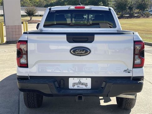 New 2025 Ford Ranger Lariat w/ FX4 Off-Road Package image 4