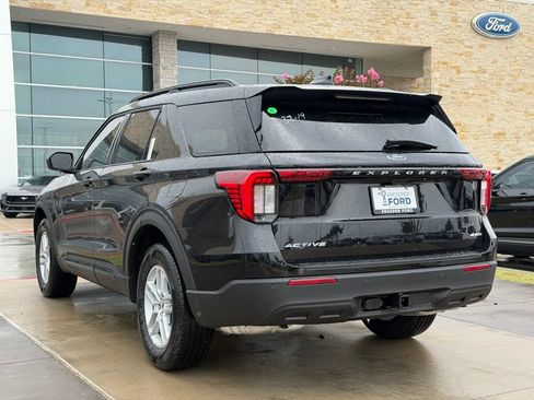 New 2026 Ford Explorer Active AWD/4WD image 10