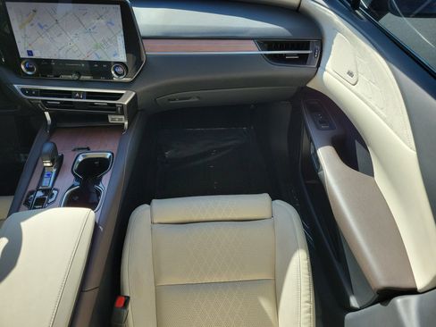Used 2023 Lexus RX 350 FWD w/ Cold Area Package image 15