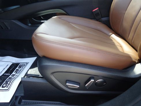 Used 2023 Lincoln Nautilus Reserve w/ Equipment Group 201A image 25