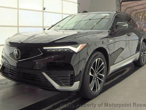 Used 2024 Acura ZDX A-Spec image 2