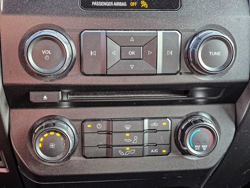 Used 2017 Ford F150 XLT AWD/4WD image 17