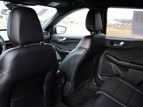 Used 2024 Ford Escape ST-Line Select w/ Tech Pack #1 image 16