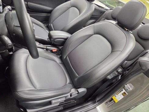 Used 2019 MINI Cooper Convertible w/ Signature Upholstery Package FWD image 21