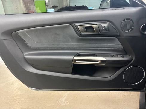 Used 2020 Ford Mustang Shelby GT350 w/ Technology Package image 23