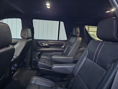 Used 2021 Chevrolet Tahoe RST w/ Luxury Package image 30