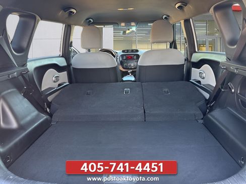 Used 2015 Kia Soul + FWD image 23