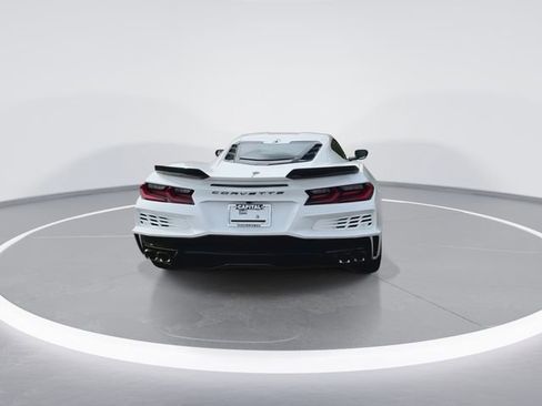 Used 2024 Chevrolet Corvette E-Ray AWD/4WD image 10