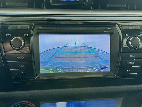 Used 2015 Toyota Corolla S image 21