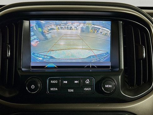 Used 2018 Chevrolet Colorado Z71 image 17