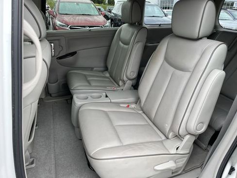 Used 2012 Nissan Quest LE w/ Value Cargo Pkg FWD image 26