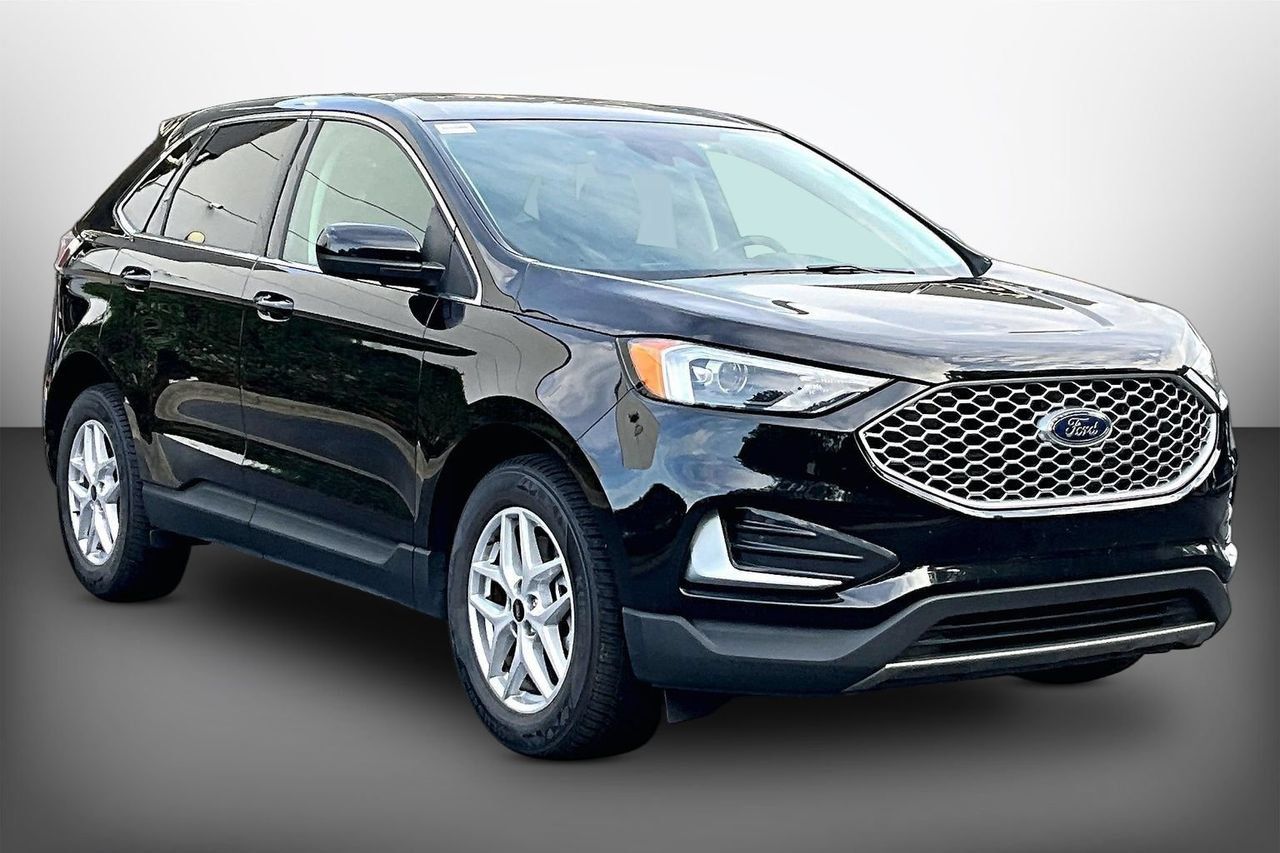 Used 2024 Ford Edge SEL AWD/4WD image 2