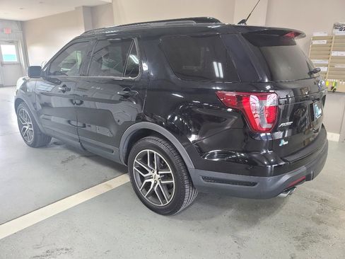 Used 2018 Ford Explorer Sport w/ Equipment Group 401A AWD/4WD image 7
