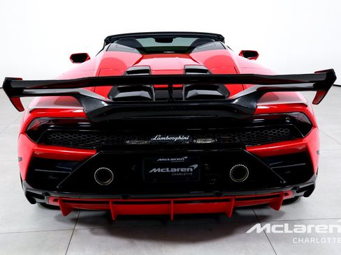 Used 2020 Lamborghini Huracan EVO AWD/4WD image 8