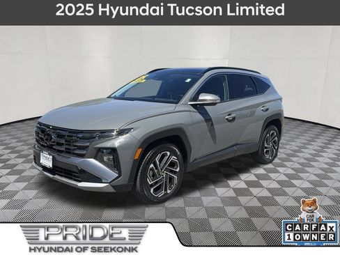 Used 2025 Hyundai Tucson Limited AWD/4WD image 1