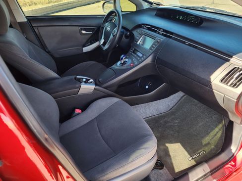 Used 2012 Toyota Prius Four image 12