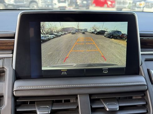 Used 2023 Chevrolet Tahoe Premier image 13