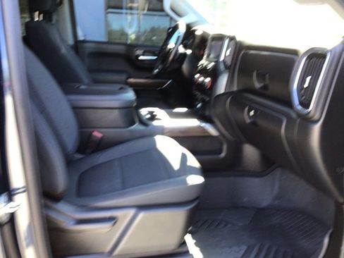 Used 2021 Chevrolet Silverado 1500 LT Trail Boss w/ Bed Protection Package image 27