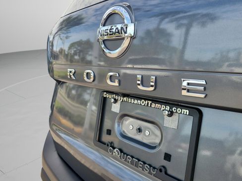 Used 2021 Nissan Rogue S image 8