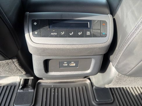 Used 2024 Nissan Pathfinder Rock Creek AWD/4WD image 26