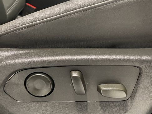 Used 2025 Chevrolet Silverado 2500 LTZ w/ LTZ Plus Package image 50