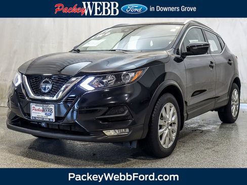 Used 2021 Nissan Rogue Sport SV image 1