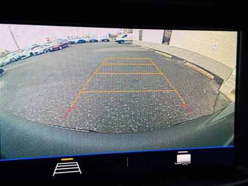 Used 2021 Chevrolet Silverado 1500 Custom image 20