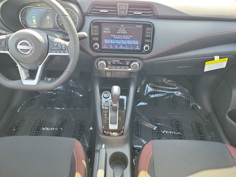 Certified 2025 Nissan Versa SR w/ Trunk Package FWD image 19