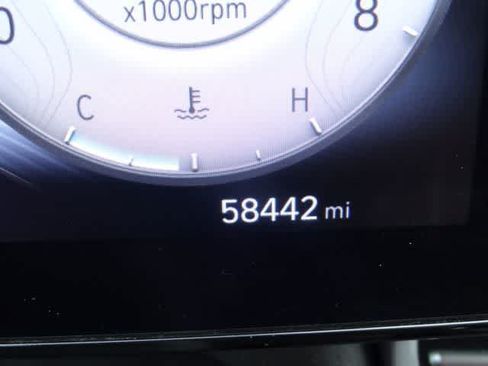 Used 2024 Hyundai Elantra SEL FWD image 19