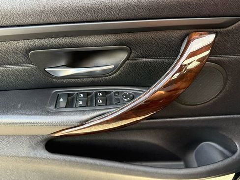 Used 2015 BMW 428i Convertible image 30