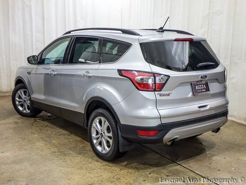 Used 2018 Ford Escape SEL AWD/4WD image 9