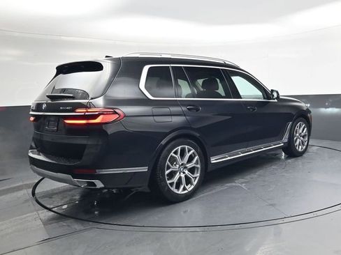 Used 2026 BMW X7 xDrive40i image 4