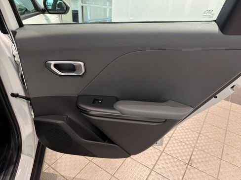 New 2026 Kia K4 LXS image 20