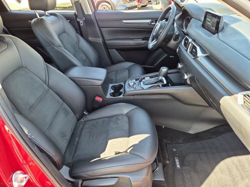 Used 2018 MAZDA CX-5 Touring w/ Preferred Equipment Package FWD image 29