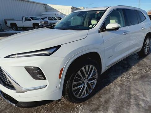 New 2026 Buick Enclave Avenir w/ Super Cruise Package image 38