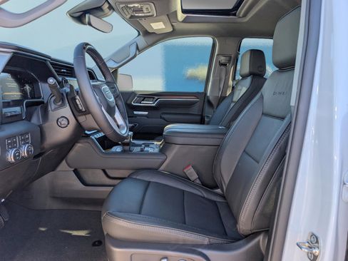 New 2026 GMC Sierra 1500 Denali w/ Technology Package AWD/4WD image 17
