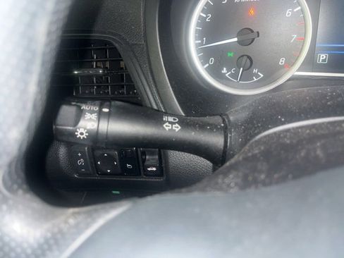 Used 2019 Nissan Sentra S image 16