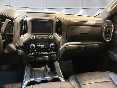 Used 2023 GMC Sierra 3500 Denali w/ Denali Ultimate Package image 12