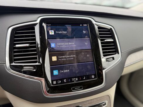 Used 2023 Volvo XC90 B6 Ultimate w/ Protection Package Premier image 9