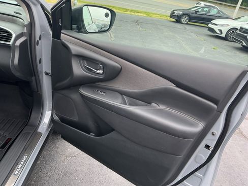 Used 2022 Nissan Murano SL w/ SL Moonroof Package AWD/4WD image 35