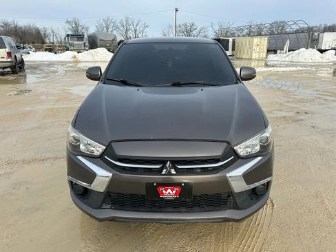 Used 2018 Mitsubishi Outlander Sport ES FWD image 3