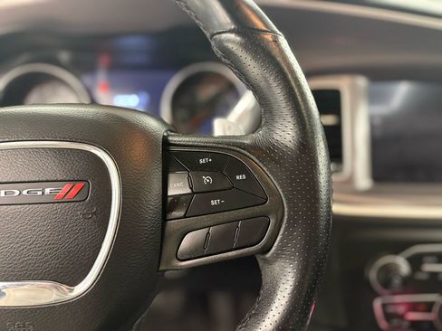 Used 2021 Dodge Charger SXT w/ Driver Convenience Group image 19