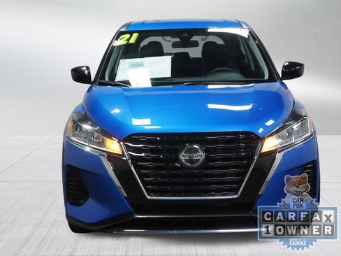Used 2021 Nissan Kicks S image 11