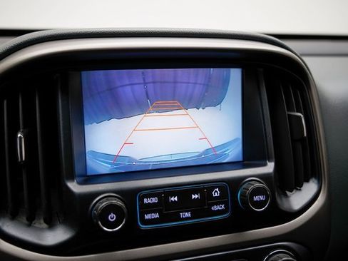 Used 2017 Chevrolet Colorado Z71 image 28