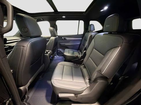New 2026 Buick Enclave Sport Touring w/ Power Package FWD image 23