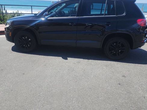 Used 2016 Volkswagen Tiguan S image 17